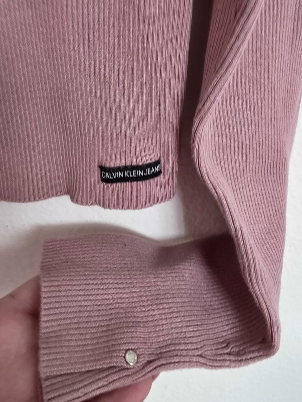 Calvin Klein Jeans Pink Ribbed Turtleneck Crop Sweater Size S - Picture 5 of 5